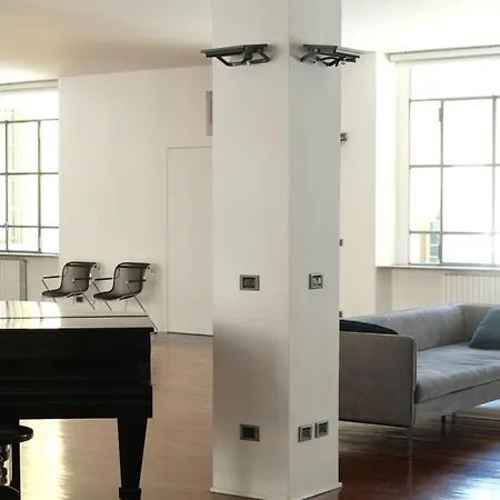 דירה Loft Tortona Design District 450 Square Meters